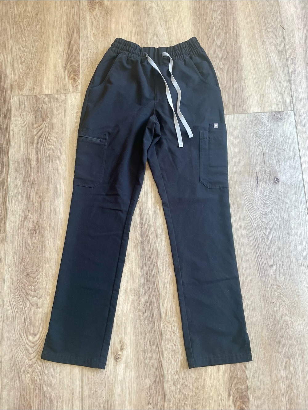 Figs Black Straight-Leg Cargo Scrub Pants with Contrast Drawcord